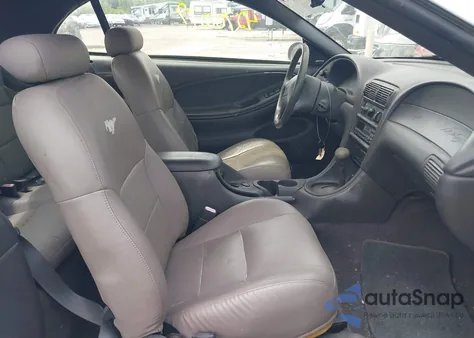 2000 Ford Mustang Gt из США, поврежденный, VIN 1FAFP45X8YF282373